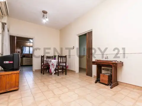 VENTA PH 3 AMBIENTES CON PATIO Y QUINCHO