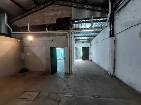 Galpon en Venta en Pilar del Este - Santa Elena, USD 130.000