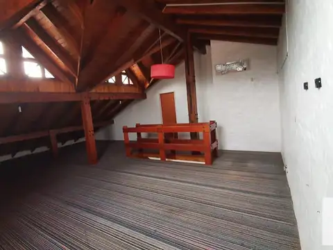 Casa 6 ambientes con 3 baños