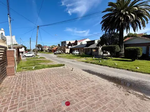 Depto Tipo Casa 5 ambientes con 2 baños