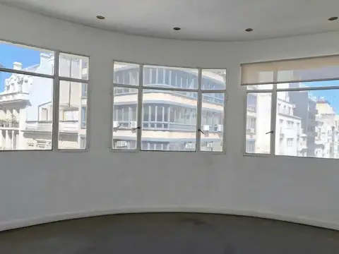 Oficina en venta en CABA, Monzerrat. Incluye cochera. OPORTUNIDAD  