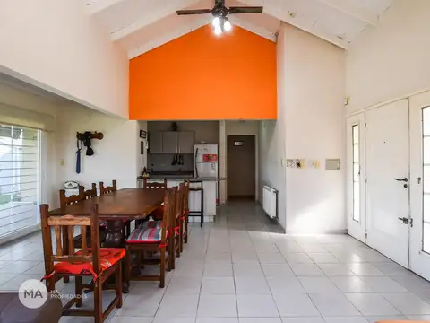Casa en Alquiler de 3 dormitorios