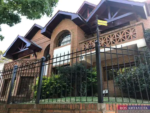Lisandro de la Torre 900