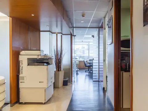 Manuela Saenz 300, Piso 5