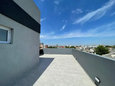 VENTE DEPARTAMENTO  MONOAMBIENTE CON BALCÓN, TERRAZA Y PARRILLA EN AVELLANEDA