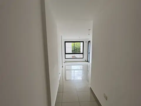 Bv Dr A Illia 600, Piso 2