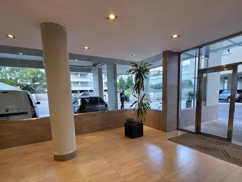 Departamento en Alquiler en Barrio Parque San Martín, $ 670.000