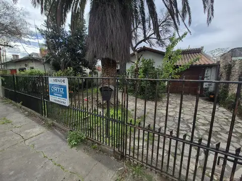 VENTA CASA 4 AMB MERLO SUR