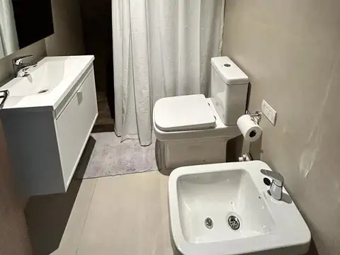 Departamento en Alquiler con 1 cochera