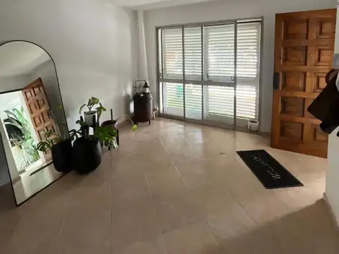 CASA VENTA 4 DORM POETA LUGONES