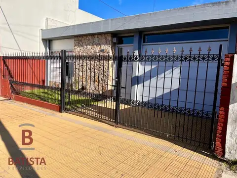 ¡VENDE! Casa en calle 11 e/ 162 Norte y 163 - Berisso
