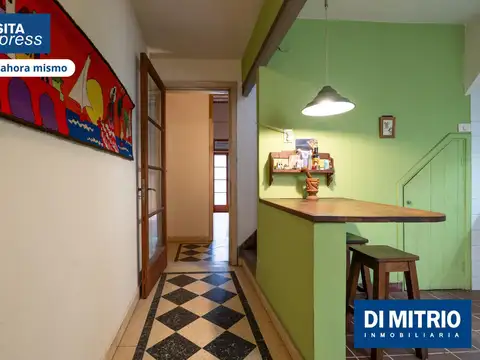 Depto Tipo Casa en Venta 80 años