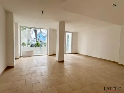 Local comercial en venta ubicado en 12 de Octubre 317