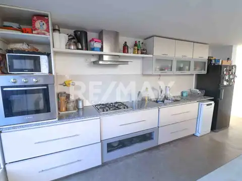 Gobernador Anaya 4000