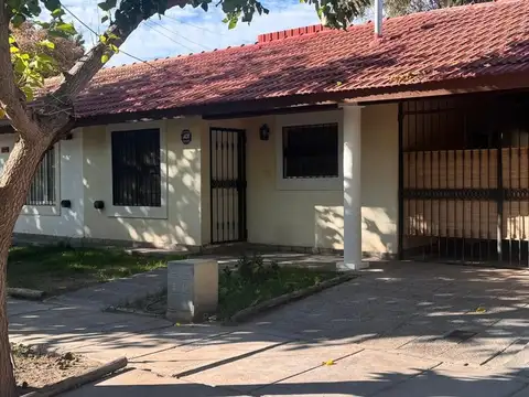 José Matías Zapiola CALLE 3 MZA E CASA 10 100