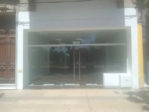 SE VENDE LOCAL CENTRICO   AYACUCHO