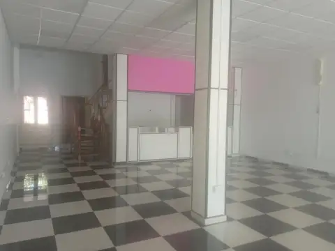 SE VENDE LOCAL CENTRICO   AYACUCHO