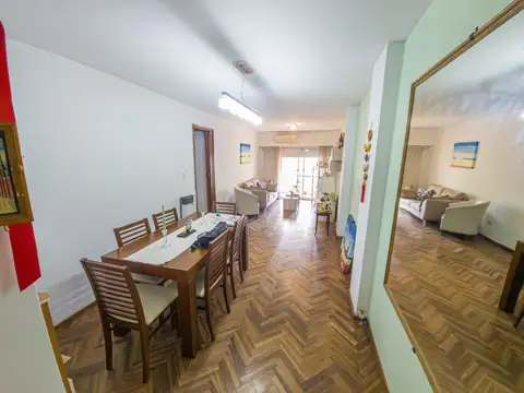 Presidente Roca 700, Piso 3