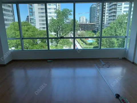 Oficina en alquiler en Vicente López - Libertador al Río