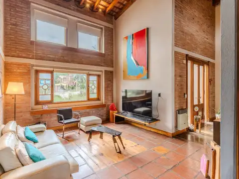 CASA EN VENTA ALMAFUERTE DOBLE LOTE APTO CREDITO