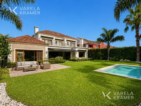 Casa en Venta de 5 dormitorios