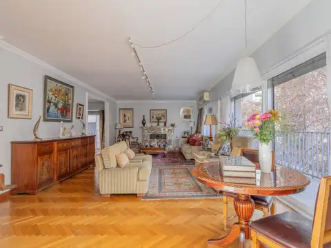Departamento en Venta de 7 ambientes