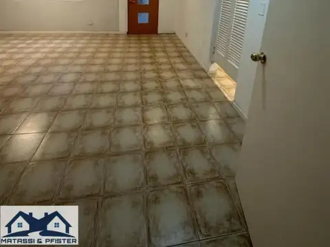 Departamento en Alquiler en Barrio Tres Cerritos, $ 800.000