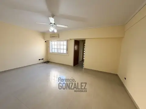 ALQUILER DEPARTAMENTO DOS AMBIENTES CON PATIO
