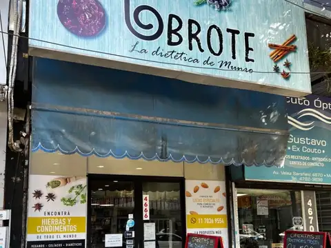 EXCELENTE LOCAL SOBRE AVENIDA VÉLEZ SARSFIELD 