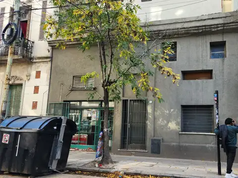 Casa a Reciclar de 4 Amb + Local