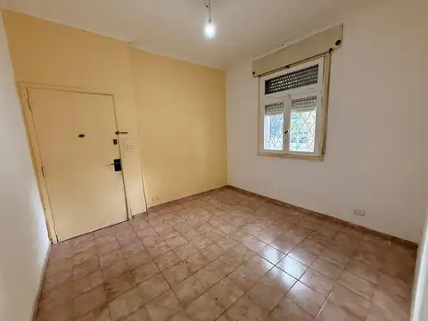 Av de los Incas al 5200