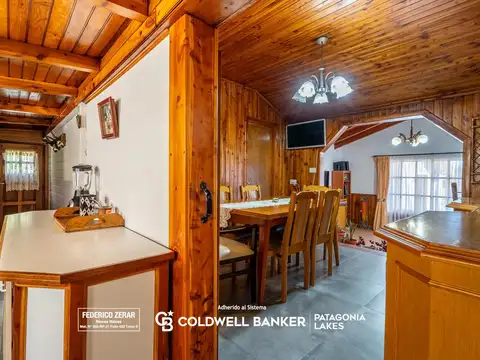 Casa en Alquiler con 2 cocheras