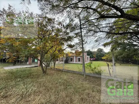 Casa 5 ambientes con 2 baños