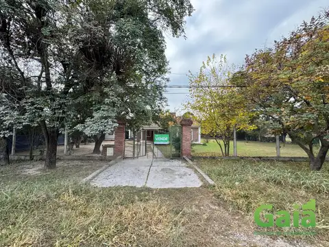 CASA EN LA CIUDAD DE CERRILLOS