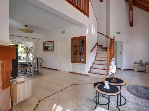 Casa en Venta en Moreno, USD 350.000