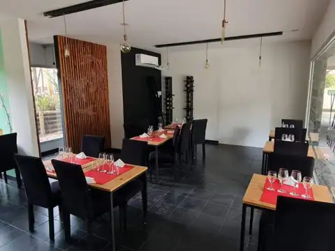 Local en Venta en Carilo, USD 120.000