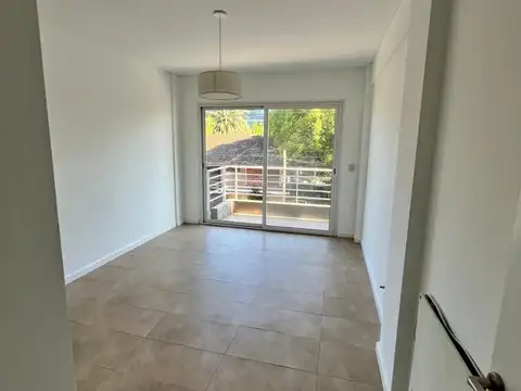 Departamento en Alquiler en Ciudad De Tigre, $ 1.050.000
