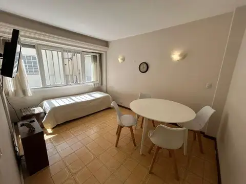 VENTA DPTO 2 AMBIENTES CONTRAFRENTE LUMINOSO