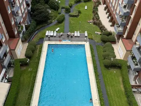 Rosario Vera Peñaloza 400, Piso 8°
