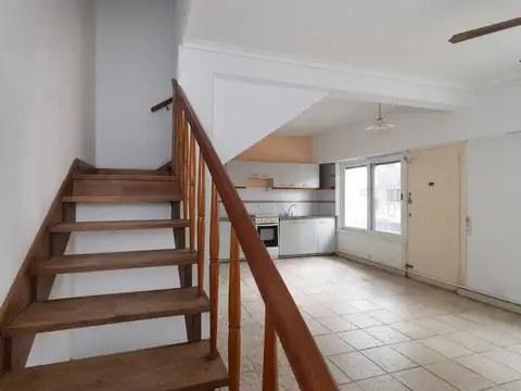 Depto Tipo Casa 3 ambientes con 2 baños