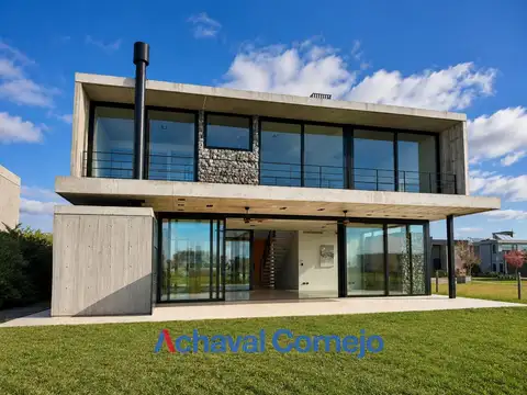Casa en Venta de 5 dormitorios