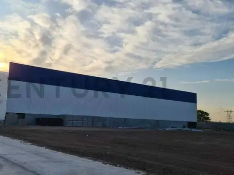 Alquiler de galpón sobre auntopista Rosario Buenos Aires