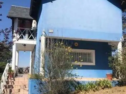 Av. Los Paraisos 100