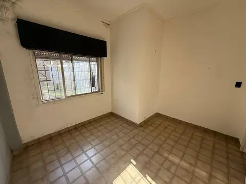 VENTA CASA 3 AMB VILLA ADELINA JARDIN POTENCIAL