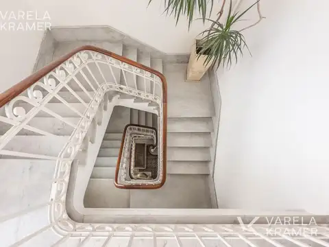 Depto Tipo Casa en Venta de 5 ambientes