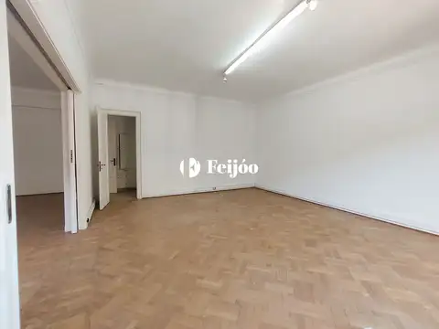 Oficina en Venta al Norte
