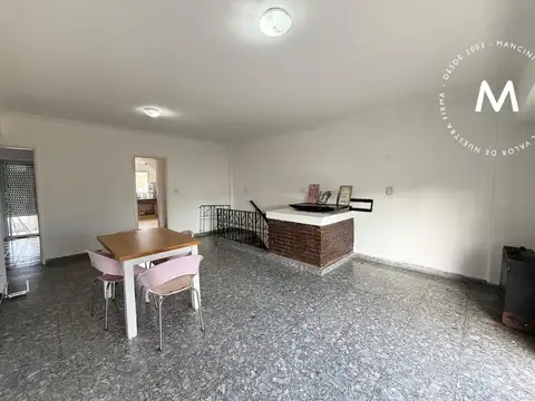 Depto Tipo Casa en Venta en Munro, USD 200.000
