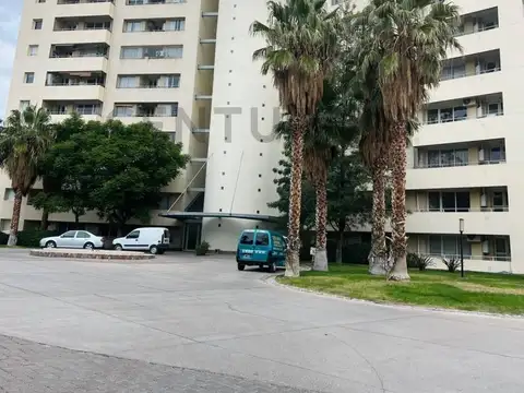 Venta de Departamento. Torres Milenicas. Las Heras.