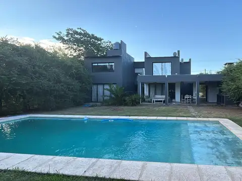 Venta de Casa quinta - San Pedro