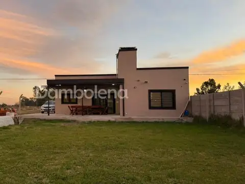 Casa  en Venta en San Miguel del Monte, Resto de la Provincia, Buenos Aires